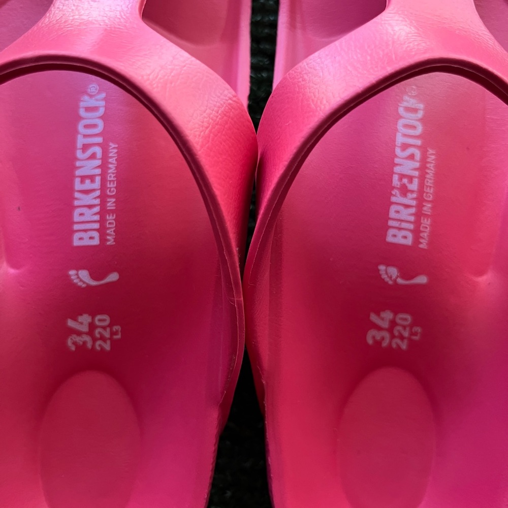 Girls Birkenstocks - Picture 2 of 4